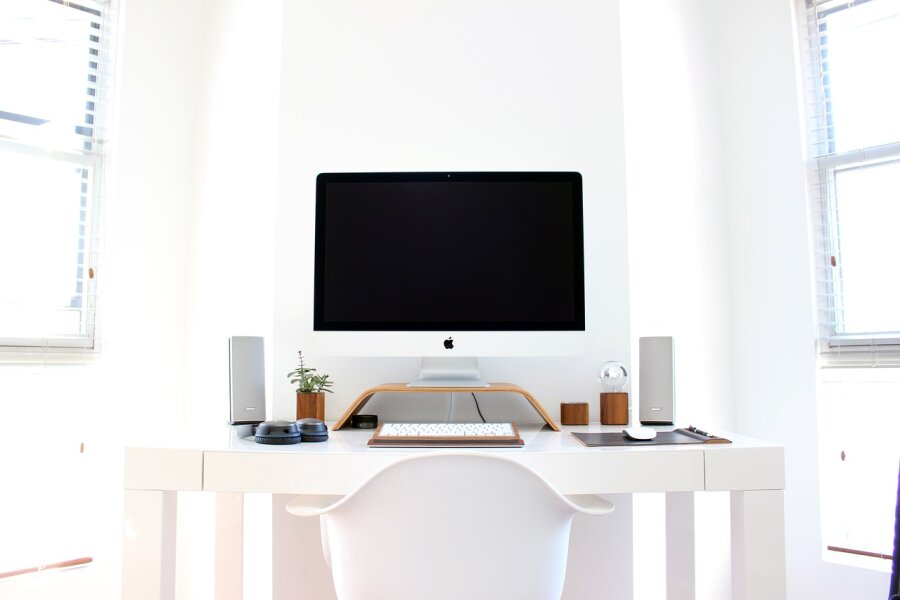 Arbeitsplatzproduktivität und Stühle: Die unsichtbare Schlüsselrolle der Sitzgelegenheit